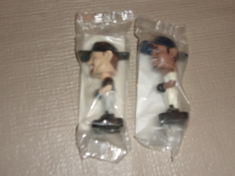 Lot of Two 2002 Post Cereal 3" Bobbleheads Jeff Bagwell & Pedro Martinez Cover
