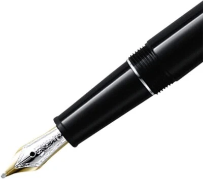 New Montblanc Meisterstuck platinum fountain pen 145 Nib M Designer Outlet.' - Image 1 of 4