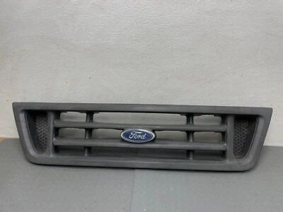 Parrilla delantera Ford Econoline E150 E250 E350 2003 a 2007 A7778 DG1 fabricante original Foto 1 de 4