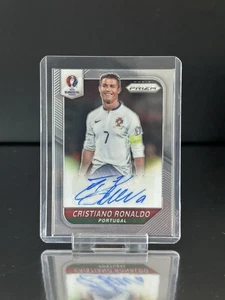 Panini Prizm UEFA EURO 2016 Cristiano Ronaldo Portugal Auto Autograph Card Mint - Bild 1 von 2