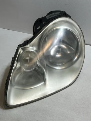 2003 2004 2005 2006 Porsche Cayenne Driver Halogen Headlight Halogen OEM - Image 1 of 4