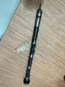 Ferrari 288/308QV/MONDIAL QV RH Intake Camshaft #117933 - Picture 1 of 5