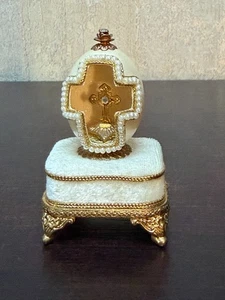 Kingspoint Designs Fabergé Stil Ei Spieluhr Kreuz Perlenrand 3,25" #40456 - Bild 1 von 6
