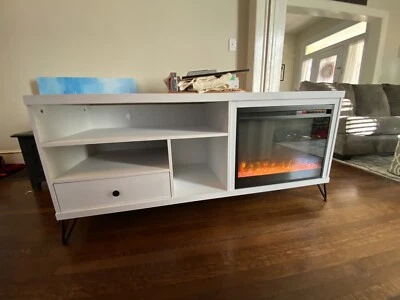 Soporte de TV con chimenea incorporada (televisores de hasta 65”) Foto 1 de 2