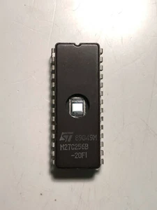 M27C256B 200nS 32Kbx8 UV Eprom memory PDIP-28 STM tested erased x1 pcs - Bild 1 von 1