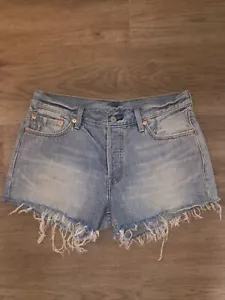 Pantalones Cortos de Jean Levis 501 Button Fly para Mujer Cintura 29 Cutoff’s - Imagen 1 de 7