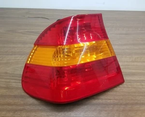 1999-2005 BMW 3-Series E46 LH Driver Side Tail Light OEM. 63216907933 - Picture 1 of 8
