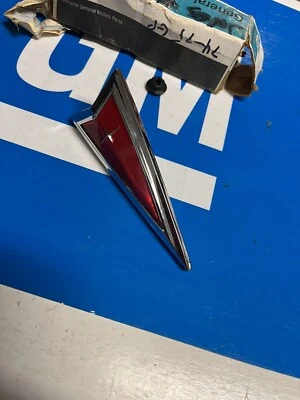 NOS Pontiac Grand Prix Emblem Ornament Grand Lemans 75 GM Safari Wagon - Image 1 of 3