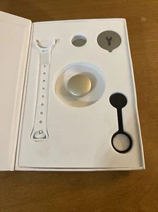 Misfit Shine - Activity and Sleep Monitor white band - Picture 1 of 6