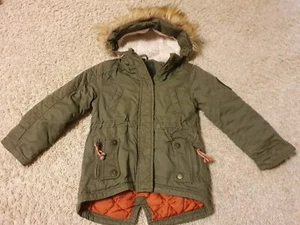 Winterjacke für Mädchen, Gr. 116 - Bild 1 von 2