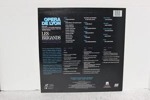Offenbach: Les Brigands Opera De Lyon 2 Laser Discs getestet - Bild 1 von 2
