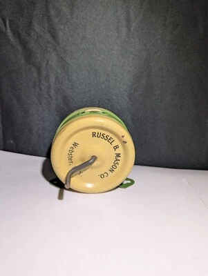 VTG METAL RETRACTABLE LAUNDRY CLOTHSLINE WALL MOUNT ADVERTISING RUSSEL MASON CO. - Image 1 of 4