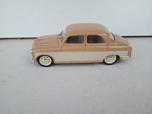 MODELLINO AUTO BRUMM - FIAT - 1400 B - 1956 SCALA 1:43 BEIGE CREAM - Foto 1 di 6