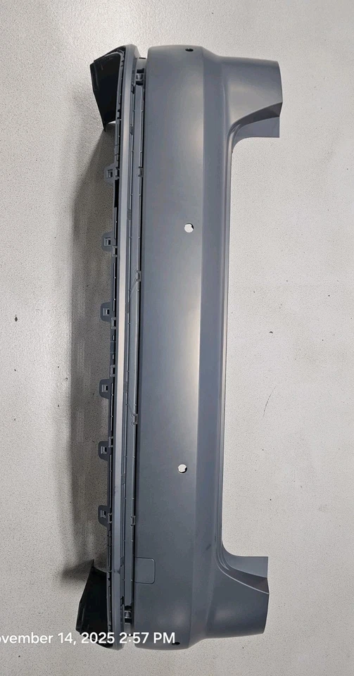 Крышка заднего бампера 8W0807067DGRU 17-19 Audi A4/S4 - Изображение 1 из 4