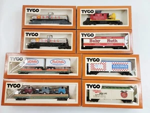 10 Tyco HO Scale American Billboard Train Cars w/IHC Action Caboose Track Cleanr - Picture 1 of 24