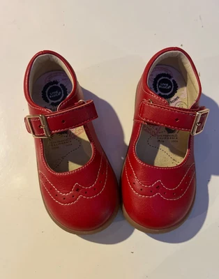 Couro vermelho feminino Livie and Luca Mary Jane tamanho 9 (13040B) - Imagem 1 de 4