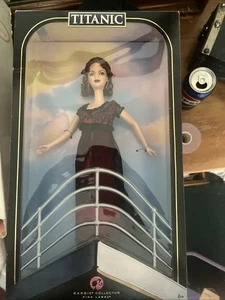 Barbie Titanic Rose Dewitt Bukater, Barbie da collezione etichetta rosa, 2007 NUOVISSIMA! - Foto 1 di 2
