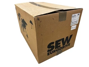 SEW-EURODRIVE MDX61B0370-503-4-00 con convertitore di frequenza MDX60A0370-503-4-00 NUOVO - Foto 1 di 5