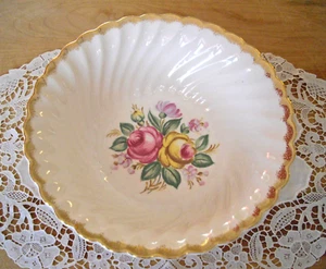 Vintage Royal China Garantiert 22-K-Gold Quban Royal 9" Servierschale ~ - Bild 1 von 17