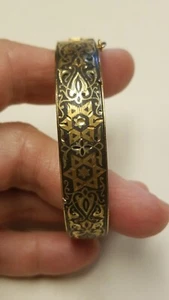 Vintage real DAMASCENE Hinged Bangle Bracelet Safety Chain ~ Arabesque design - Picture 1 of 15