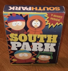 NUEVA Camiseta Gráfica South Park Parada de Autobús en Caja Adulto Hombre Mediana Comedia Central - Imagen 1 de 10