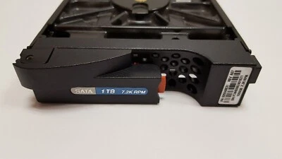 EMC 005048831 005050063 AX4-5 1TB 7.2K 1T hard disk - Image 1 of 2
