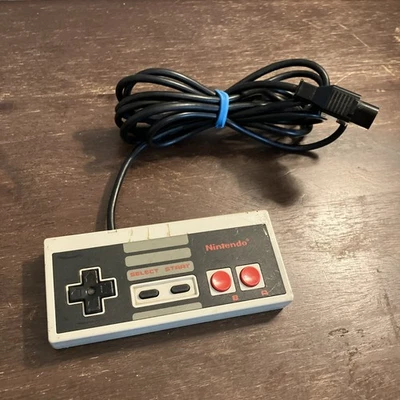 Original Nintendo NES Official Game Controller OEM Authentic NES-004 Tested 4 - Image 1 of 2