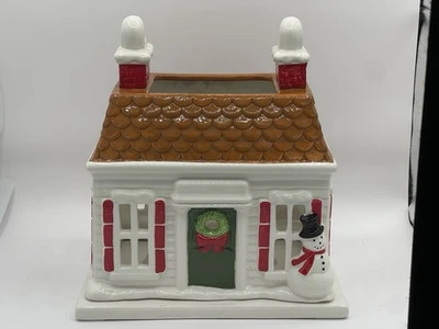 Bath & Body Harry Slatkin & Co 2010 Luminary House Candle Holder Great Condition - Image 1 of 4