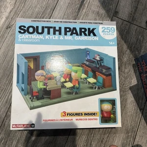 McFarlane Toys South Park The Classroom Set Costruzioni 12899-4 Non Completo - Foto 1 di 2