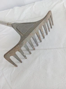 RARE Vintage Allen Simpson AS Aluminum Garden Rake FULL SIZE Made in Canada - Picture 1 of 9