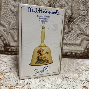 1979 Goebel M J Hummel Jahresglocke im Flachrelief zweite Auflage W. Germany (701) - Bild 1 von 3