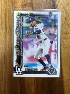2025 Topps Holiday Baseball - Mookie Bets Base Holiday Variation Lights H52 - Imagen 1 de 2