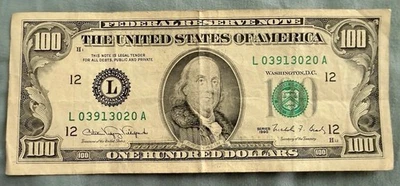$100 Series 1990 FRN "Small Portrait" Circulated L03913020A minimal folds! - Image 1 of 2