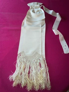 Ancien brassard de communiant hauteur 80 cm avec franges - Picture 1 of 4