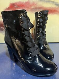 REACTION KENNETH COLE Corrine Boot Womens Size 6.5 Faux Patent Leather