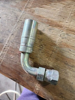 Eaton 08E-668 E Series Crimp Hose Fitting  1/2” X 1/2”  JIC 37 Female Swivel 90 - Image 1 of 4