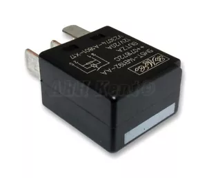 38-Land Rover Jaguar 00-16 4-Pin Multi Use Black Relay FoMoCo 5M5T-14B192-AA 20A - Picture 1 of 7