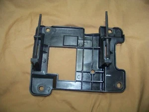 Passenger (RH) Headlamp Bracket for Silverado, Sierra & SUV P/N 15602614B - Picture 1 of 3