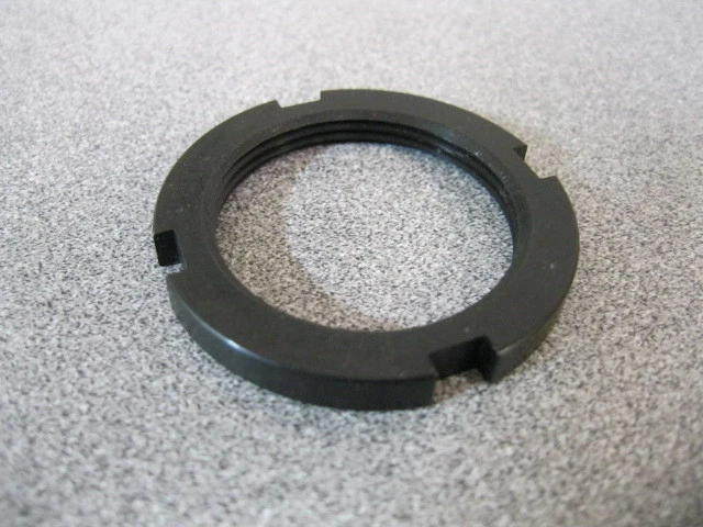 Tuerca de bloqueo de caja de cambios Ferrari 456 # 177882 Foto 1 de 1