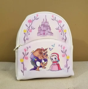 Loungefly Disney Prinzessin Die Schöne und das Biest Winterszene Mini Rucksack NEU - Bild 1 von 12