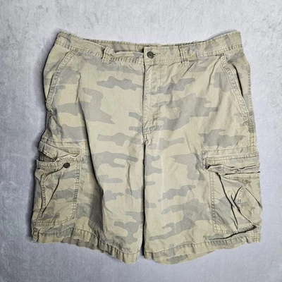 Old Navy Cargo Shorts Mens 36 Cargo Camo Baggy Army Military Casual Outdoor Y2K - Image 1 of 4
