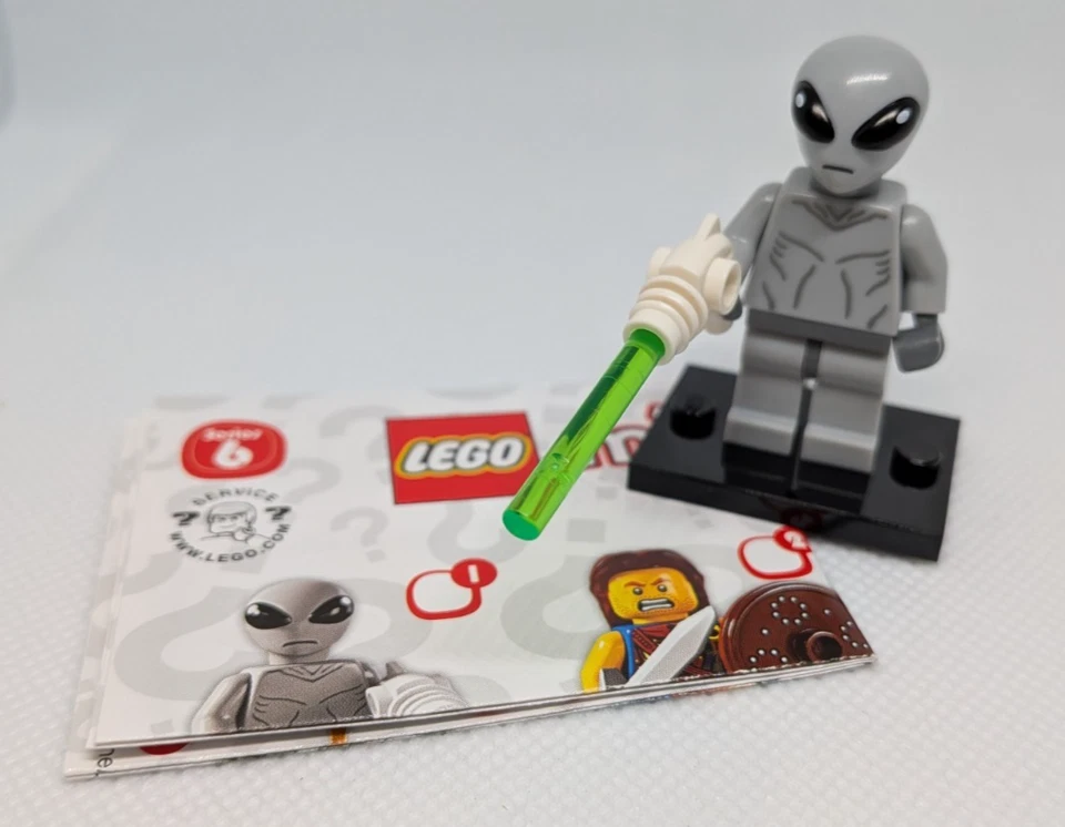 LEGO 8827 коллекционные минифигурки серии 6 классический серый инопланетянин - совершенно новый - Изображение 1 из 1