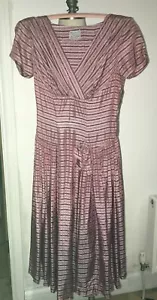 Vestido vintage década de 1950 con arcos, axila a axila 17" aprox - Imagen 1 de 9