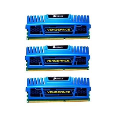 (Qty-3) CORSAIR VENGEANCE 16GB KIT 4x4GB DDR3 1600MHZ CMZ16GX3M4A1600C9B - Image 1 of 3