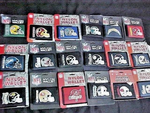 NFL NYLON TRIFOLD WALLET.....LOWEST PRICE EVER.....NEW WITH TAG.... MOST TEAMS Cover