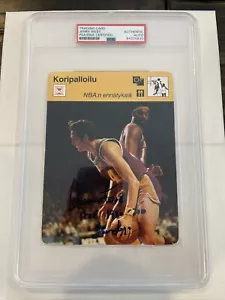Autographed Jerry West Signed 1977 Sportscaster Card PSA/DNA AUTO LAKERS LOGO - Picture 1 of 6