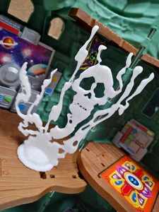 Motu Masters Of The Universe Spirit Of Castle Greyskull *Glow in the Dark - Picture 1 of 8