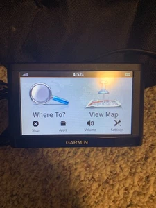 Garmin Nuvi 55 bundle With Europe chip plus all chargers and instructions - Picture 1 of 4
