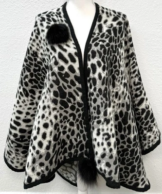 MITCHIES черный и серый леопард печать трикотажа надежном шаль плащ с Fox меха помпоны б/у в отличном состоянии - Изображение 1 из 4