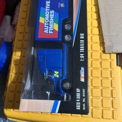 Winner's Circle Jeff Gordon Trailer Rig #24 NASCAR DuPont Blue Die-Cast 2005 - Image 1 of 4